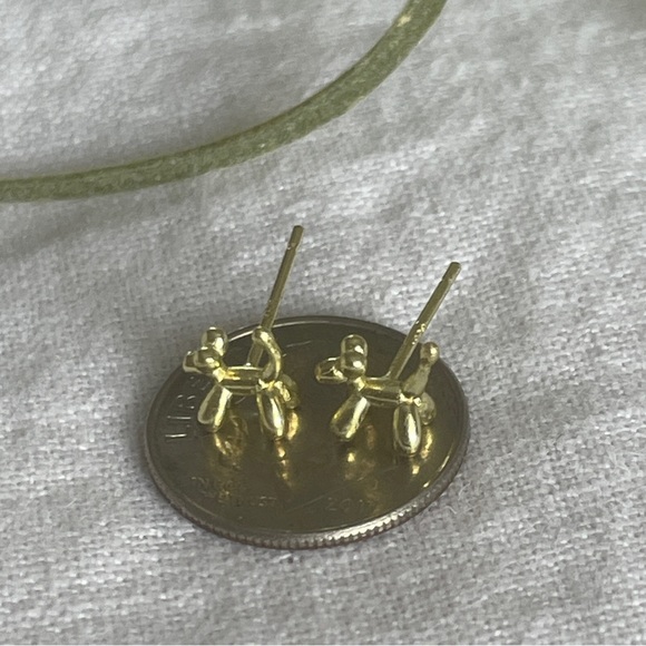 🌟 Buy 2 Pairs, Get One Free, NWT Gold-Tone Tiny Balloon Dog Stud Earrings - Picture 5 of 8